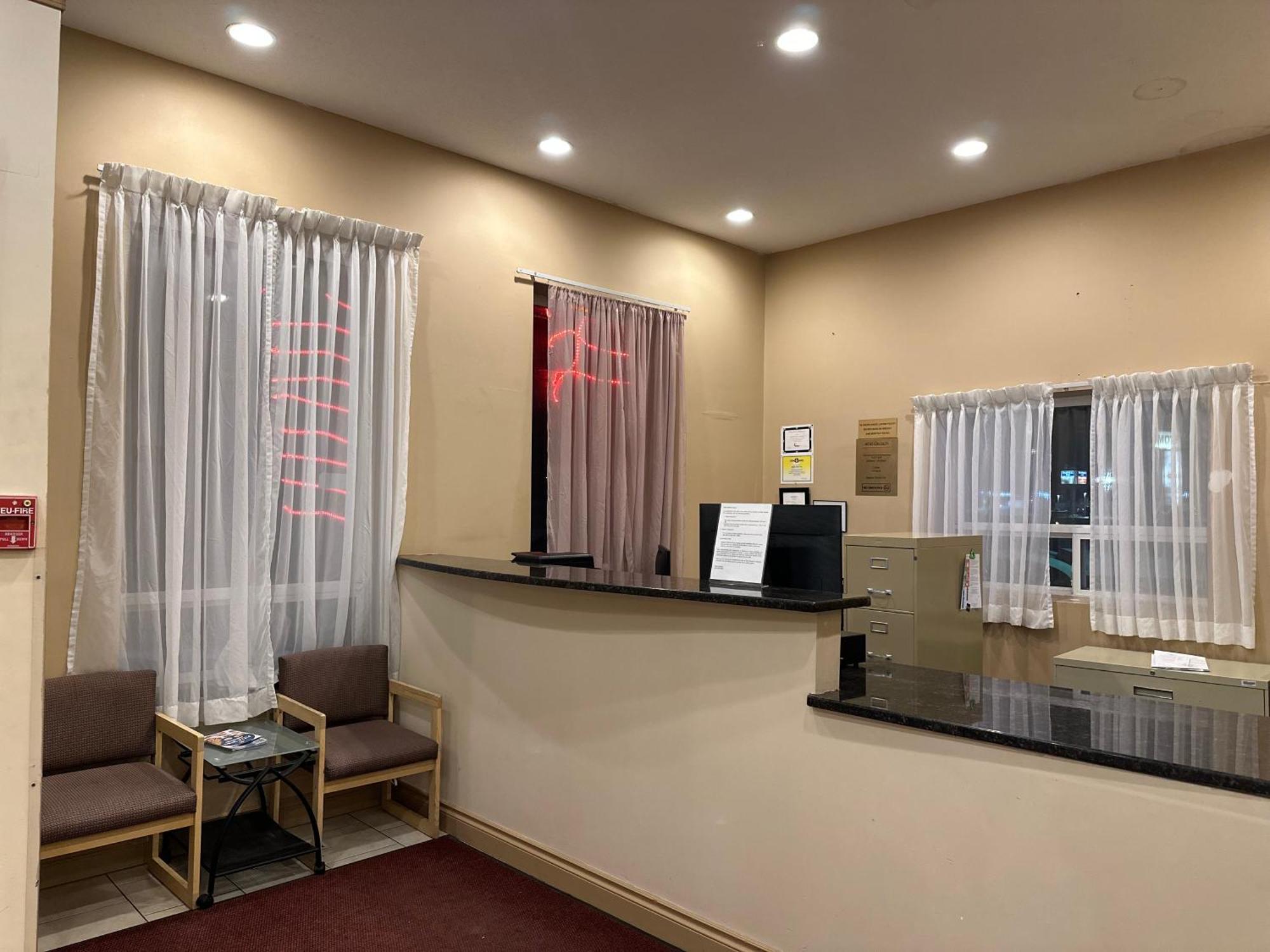 Lone Star Hotel North Battleford Dış mekan fotoğraf