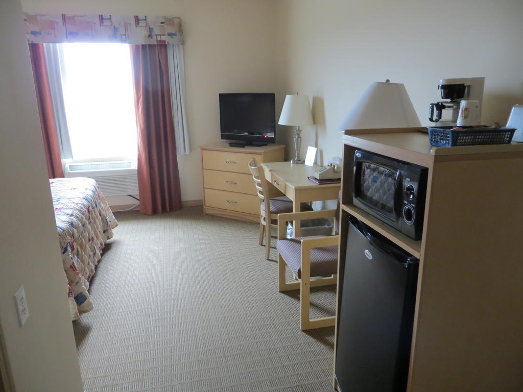 Lone Star Hotel North Battleford Dış mekan fotoğraf