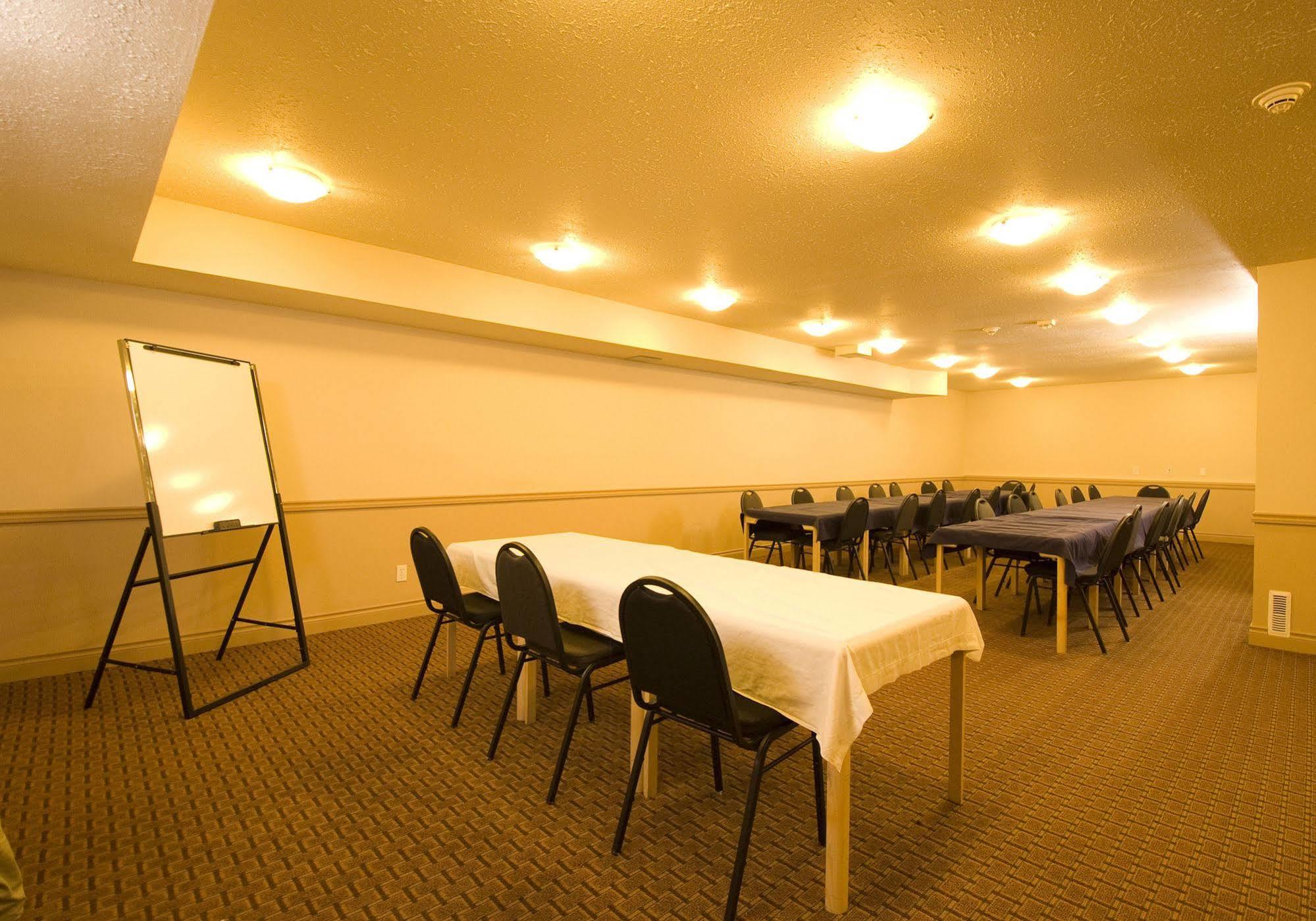 Lone Star Hotel North Battleford Dış mekan fotoğraf
